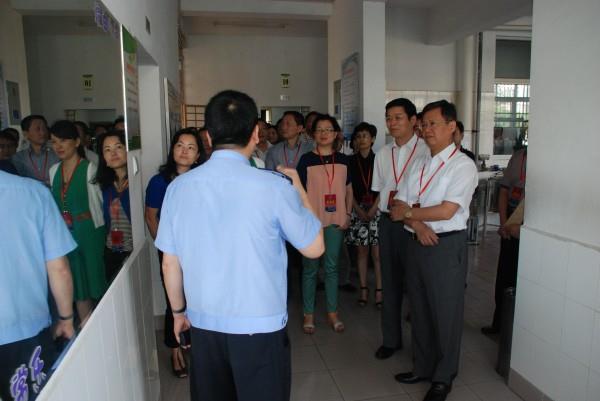 美高梅股份纺织集团联合开展党员干部廉政教育