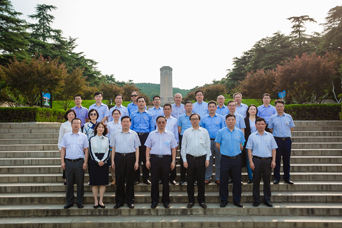 mgm美高梅集团党委赴徐州开展 “跟着习近平总书记足迹学党史”专题活动4_副本.png